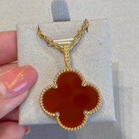 [Luna Brilliance]CLOVER 25MM NECKLACE GOLD CARNELIAN